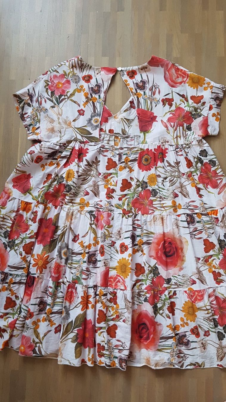 Vestiti: Sommerkleid – Usato da Triesen venduto da Vanlie