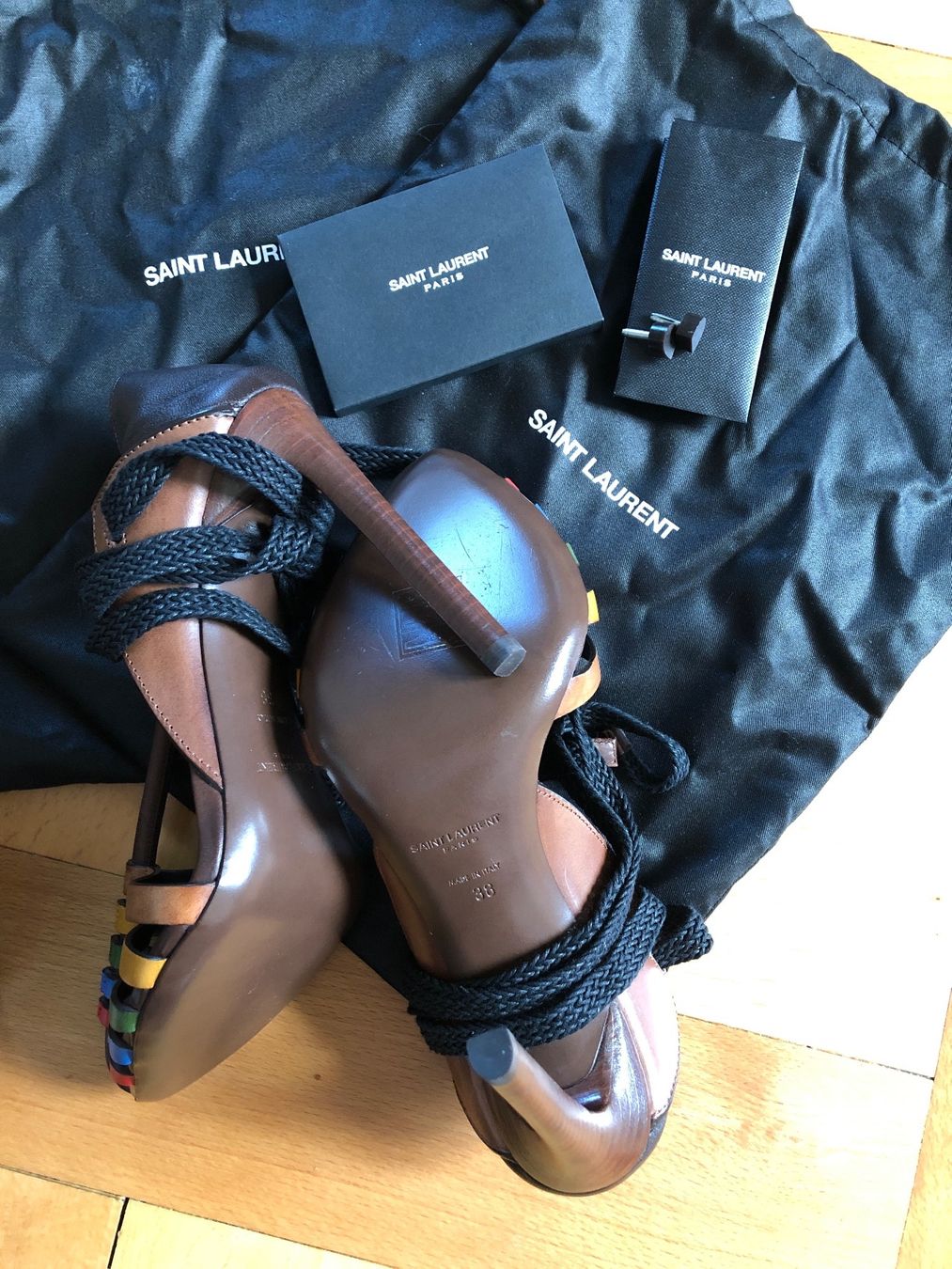 Saint Laurent Scarpe da donna: SAINT LAURENT / NEW ! – Nuovo e nell'imballaggio originale da Biel/Bienne venduto da calumetlindien 3