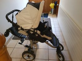 Kinderwagen von Bergsteiger mit viel Zubehör!