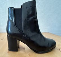 Schicke Stiefeletten in Schwarz, Grösse 38, Kunstleder