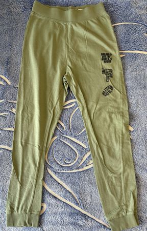 H&M Jogginghose Grösse 158 grün, sehr guter Zustand