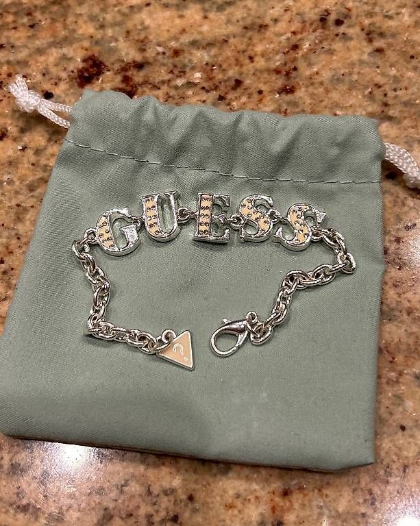 Bracciali & Braccialetti: Guess Armband NEU – Usato da Wetzikon ZH venduto da episcopo01
