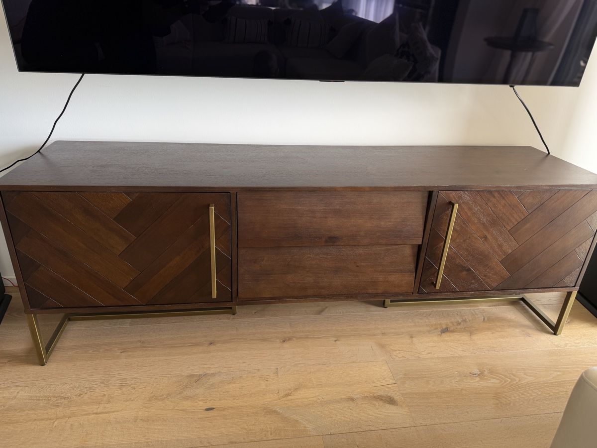 Mobili TV: Design Lowboard Class von Dutchbone – Usato da Thalwil venduto da sel_9swn