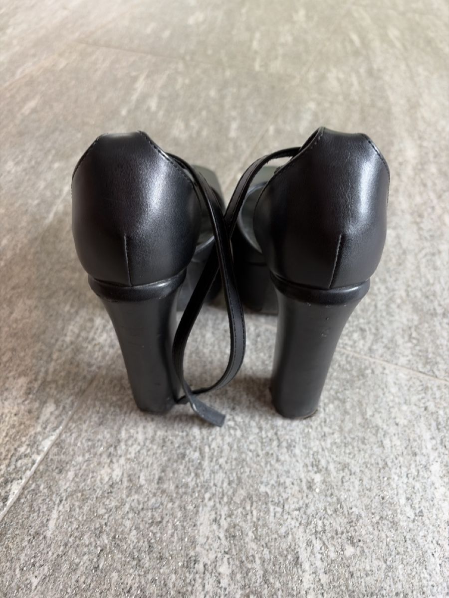 Chaussures femmes: Tacco nero - 38  – D'occasion à Davesco-Soragno par Chichijango 2