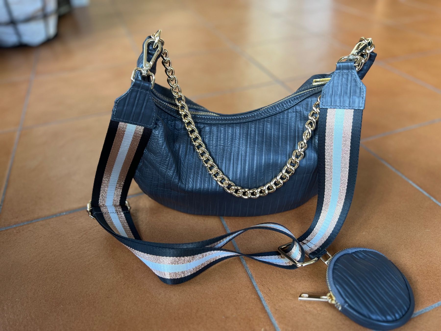 Borse da donna: Bellissima borsa – Usato da Bellinzona venduto da bul_mvy5 2
