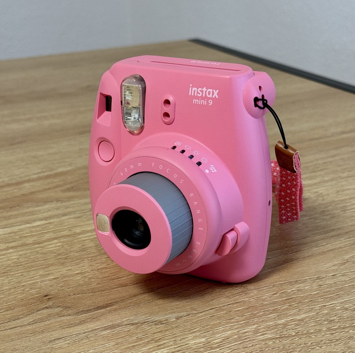 Fujifilm Kamera: Fujifilm Instax Mini 9 Flamingo – Gebraucht aus Inwil von TheSwissEagle 1