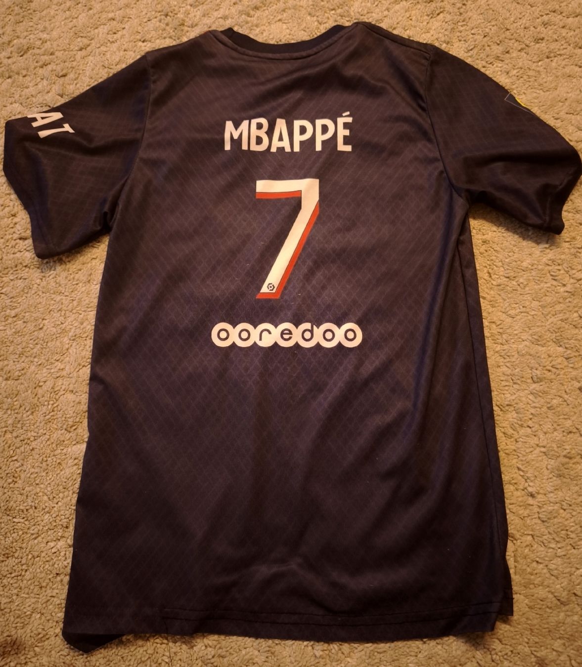 Hemden, T-Shirts & Polos: Mbappé PSG T-Shirt – Gebraucht aus Dietlikon von sab_t7tt 1