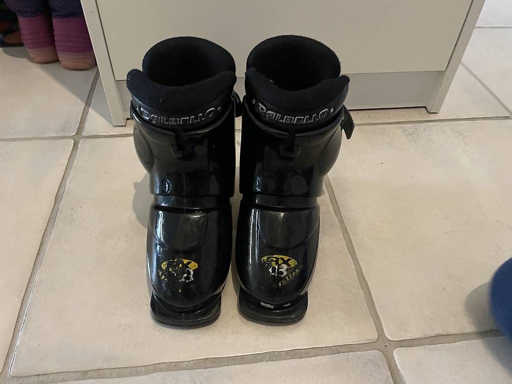 Scarpe per ragazzi: Skischuhe Kinder – Usato da Bonstetten venduto da JaRa87