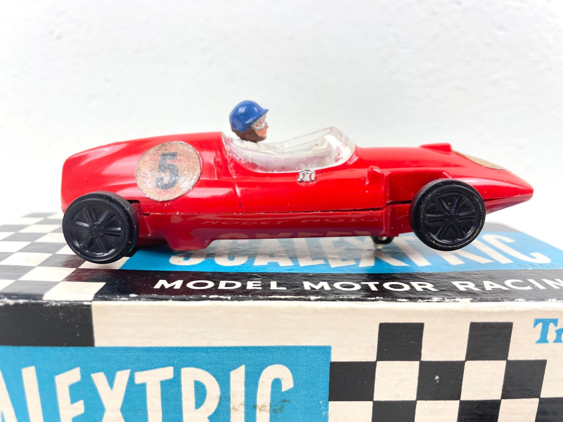 Piste: Vintage Scalextric C58 Cooper Red #5 Loop Braids! – Nuovo (secondo la descrizione) da Genthod venduto da lightyear63