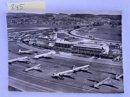 alte Ansichtskarte Flughafen Zürich Kloten, 1955