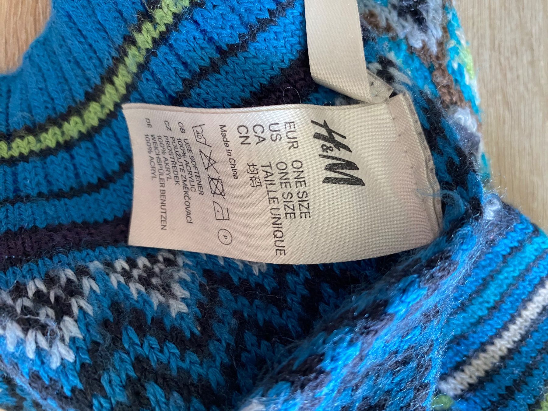 H&M Foulard & Sciarpe: TOP-Zustand STRICKSCHAL MIT MUSTER 115CM – Usato da Basel venduto da gee_c6vd 1