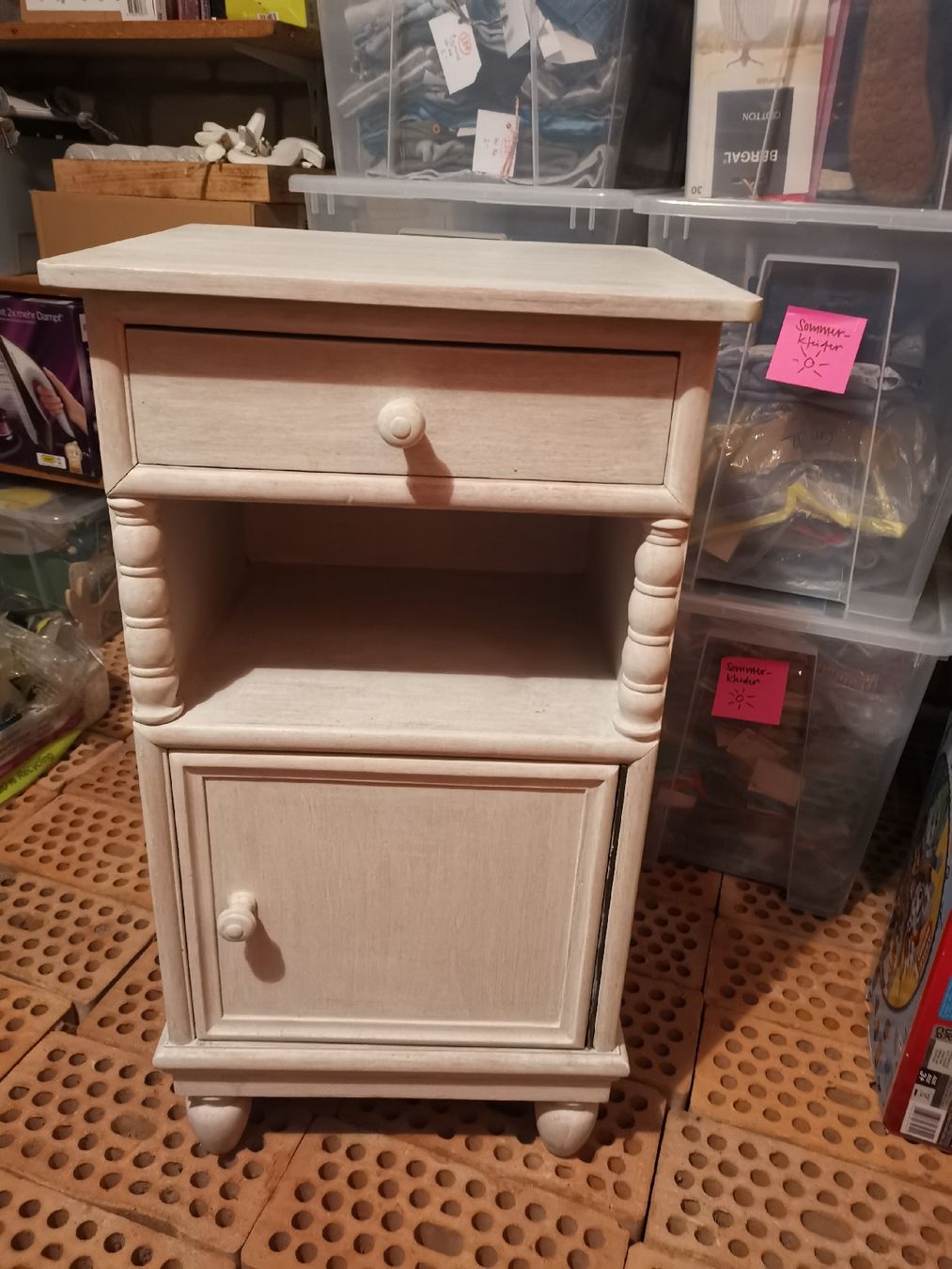 Nachttische: Nachttisch shabby chic – Gebraucht aus Selzach von Livia81 2
