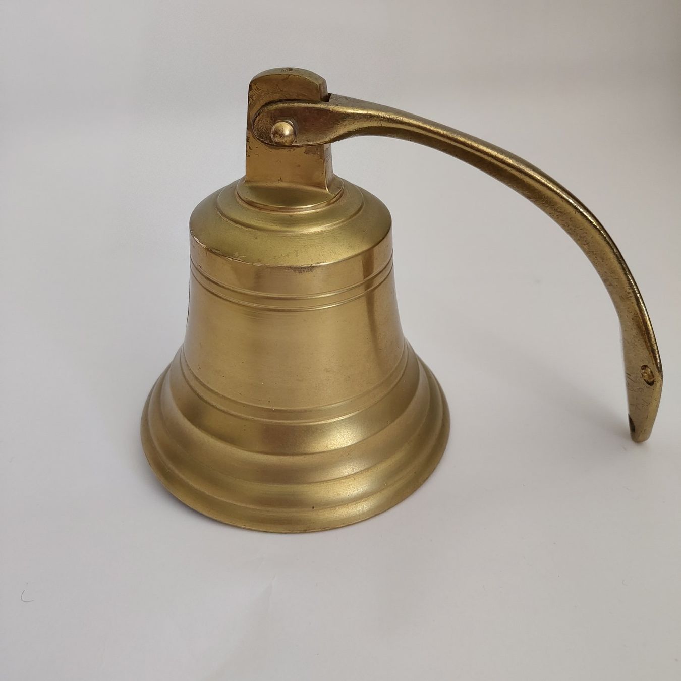 Campanacci mucche: Messing Glocke, Vintage Dekoration – Usato da Zürich venduto da Negev