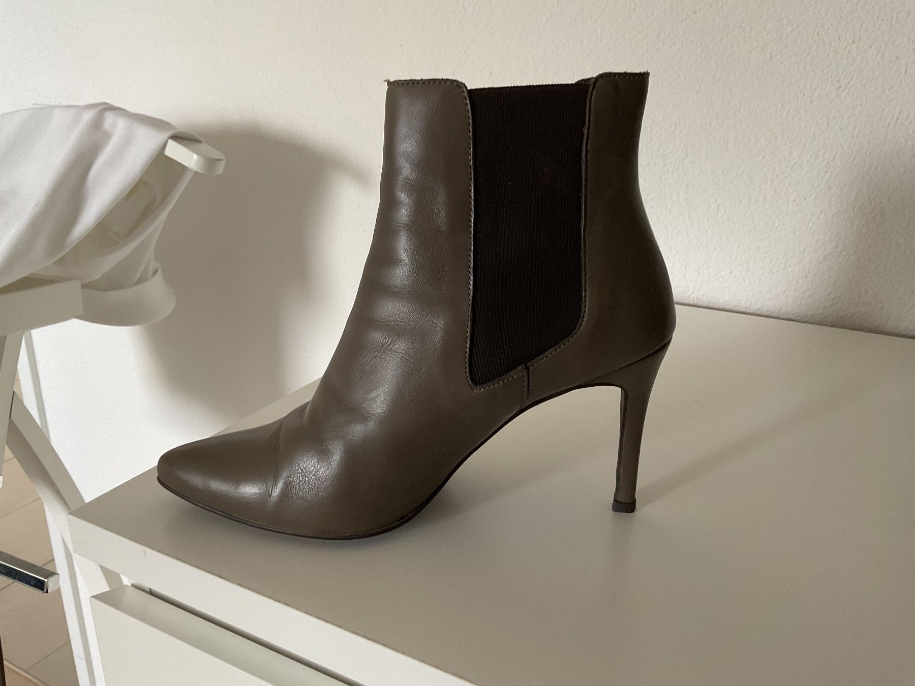 Damenschuhe: Stiefelette – Gebraucht aus Dübendorf von Mittwoch.2023 1