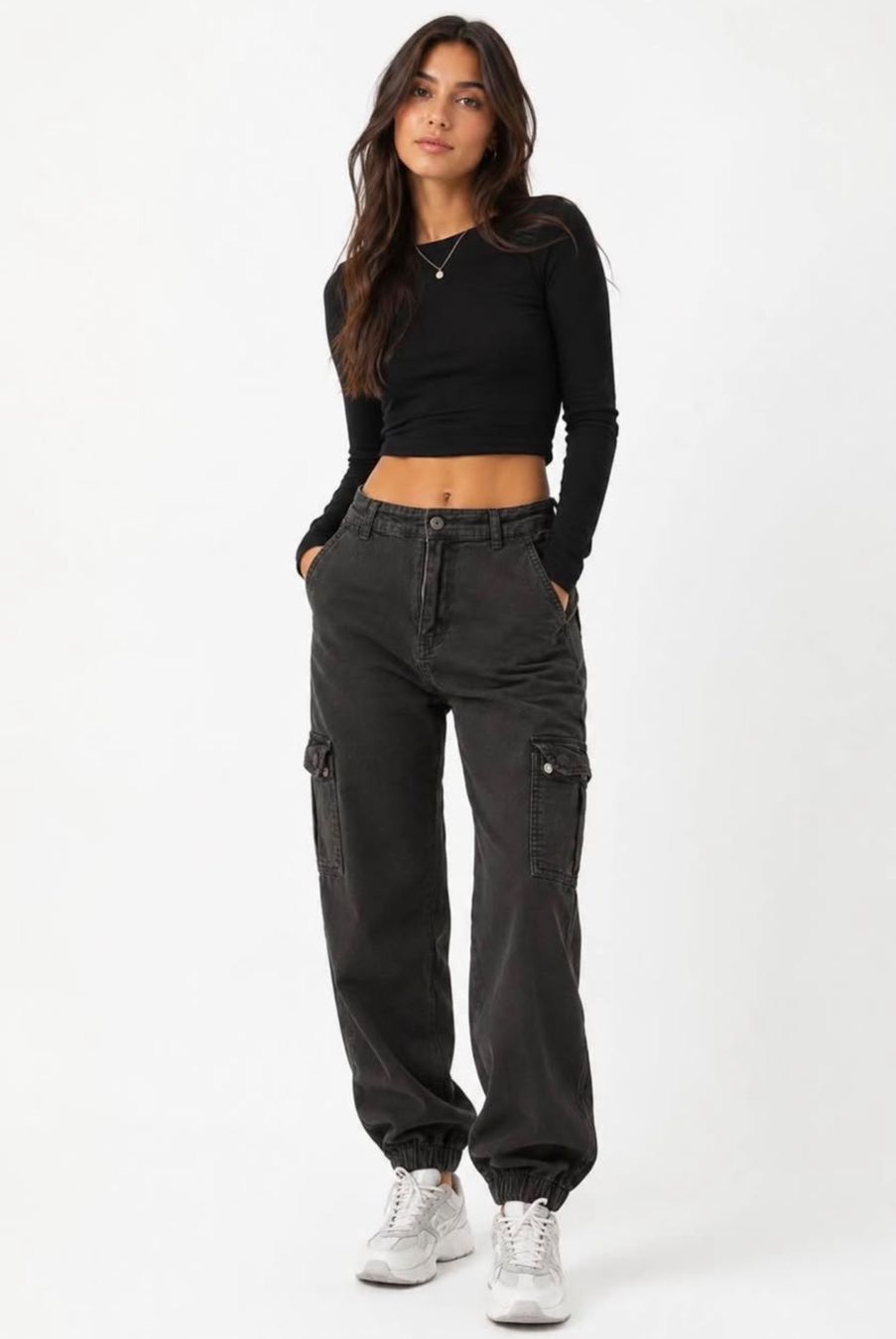 Pantalons: Pantaloni neri – D'occasion à Payerne par Petite-vendeuse