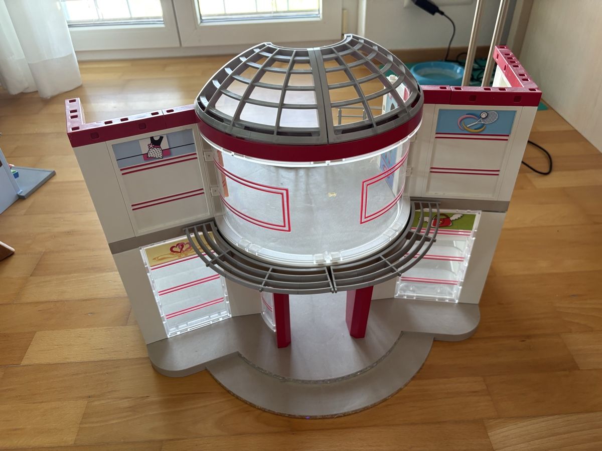 Playmobil Giocattoli: Playmobil Einkaufzentrum mit Zubehör – Usato da Illnau venduto da Hustla37