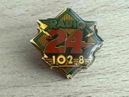 Pin Radio 24