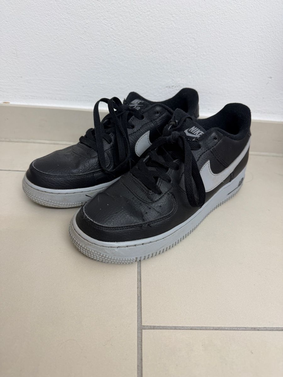 Nike Herrenschuhe: Nike Air force 1 Schuhe  – Gebraucht aus Neerach von the_modern_mini
