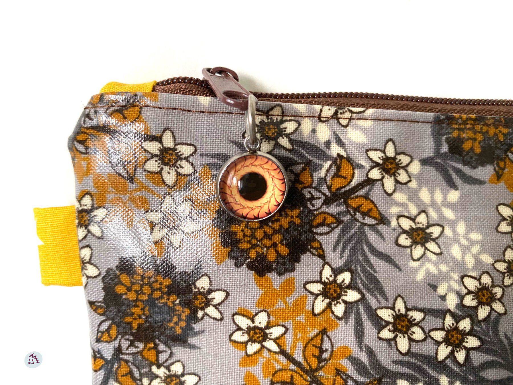 Sonstige Kosmetik & Pflege: Kosmetiktäschli, Etui, Necessaire, Täschli – Neu und originalverpackt aus Fanas von Omibia 1