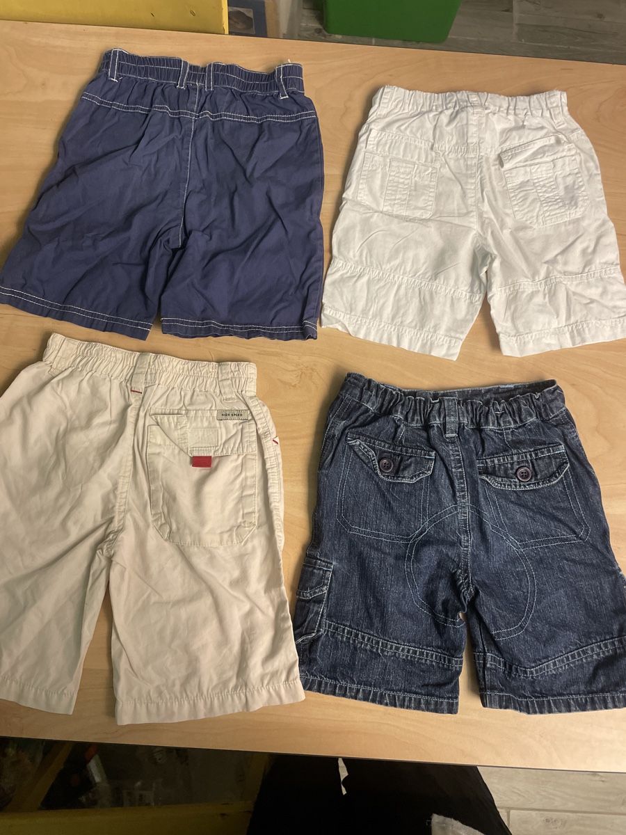 Pantaloni: 4 coole Jungen Shorts Gr. 92 – Usato da Obergerlafingen venduto da cabo4 1