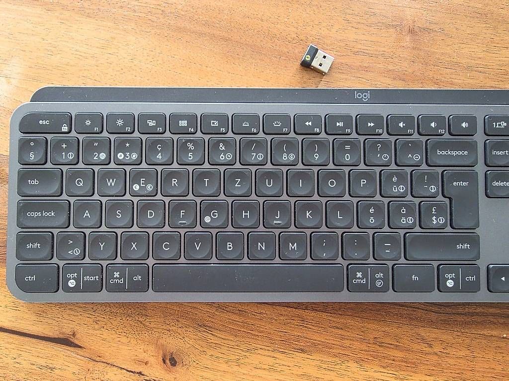 Tastaturen: Logitech MX Keys Tastatur CH Graphite – Gebraucht aus Dietlikon von Bonamesa 1