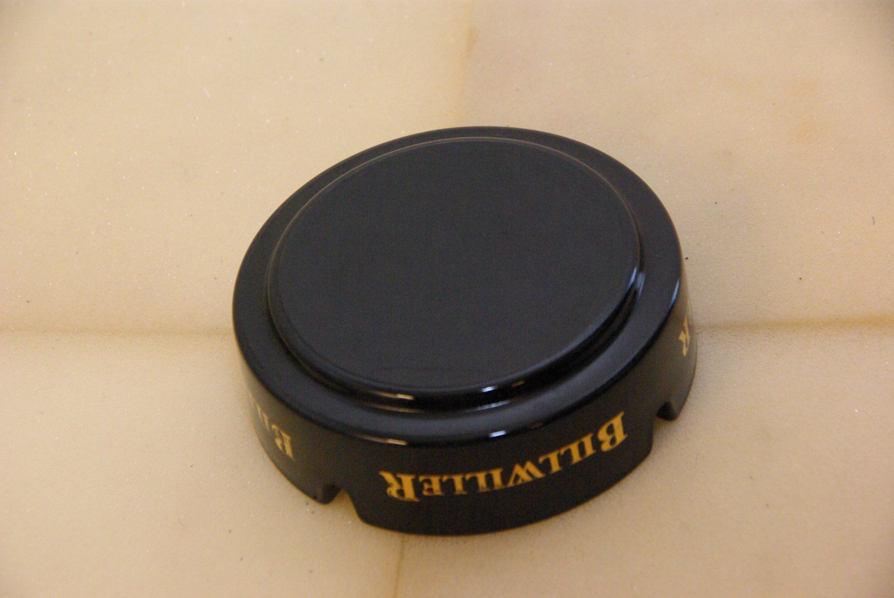 Portacenere: Aschenbecher "Billwiller", schwarz-gold – Usato da Herisau venduto da Cevianer1844 3