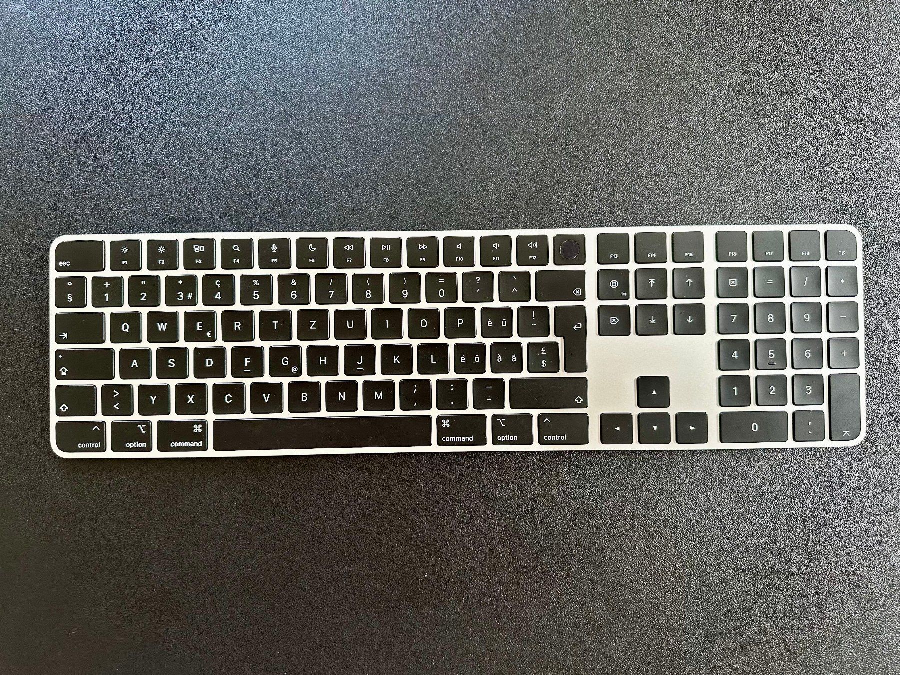 Apple Tastaturen: Apple Magic Keyboard – Gebraucht aus Seon von pav_dcw2