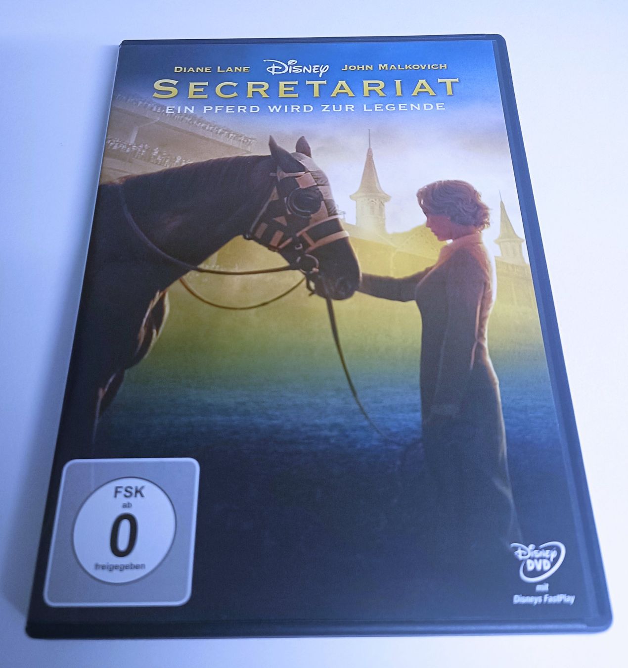 Tutti i DVDs: DVD Secretariat - Ein Pferd wird zur Legende! – Usato da Köniz venduto da Movieportal007