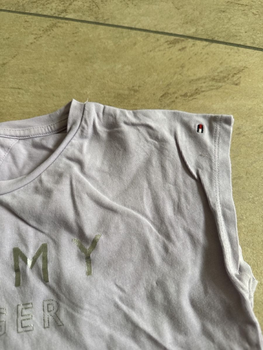 Tommy Hilfiger Blouses, T-shirts & Tops: Tommy Hilfiger Shirt Grösse 128 – Neuf (Voir description) à Otelfingen par Tommy112 2
