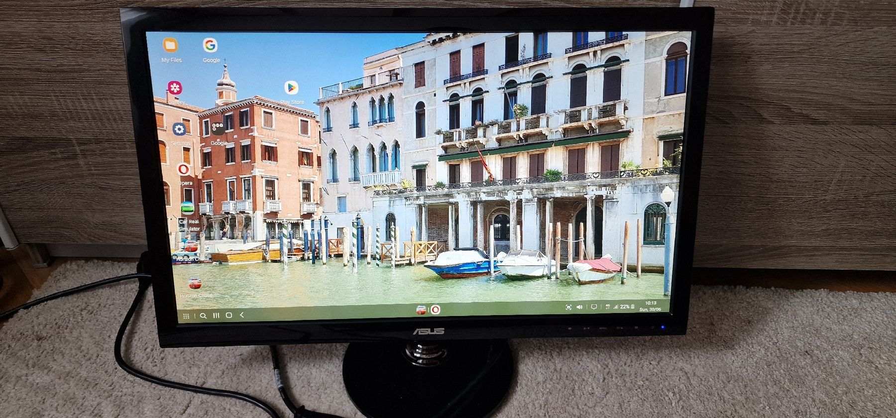 Monitor: Asus VS247 HD Monitor – Usato da Gerlafingen venduto da dulifuli