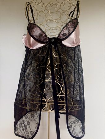 Babydoll Victoria's Secret schwarz rosa Spitze 36B neuwertig