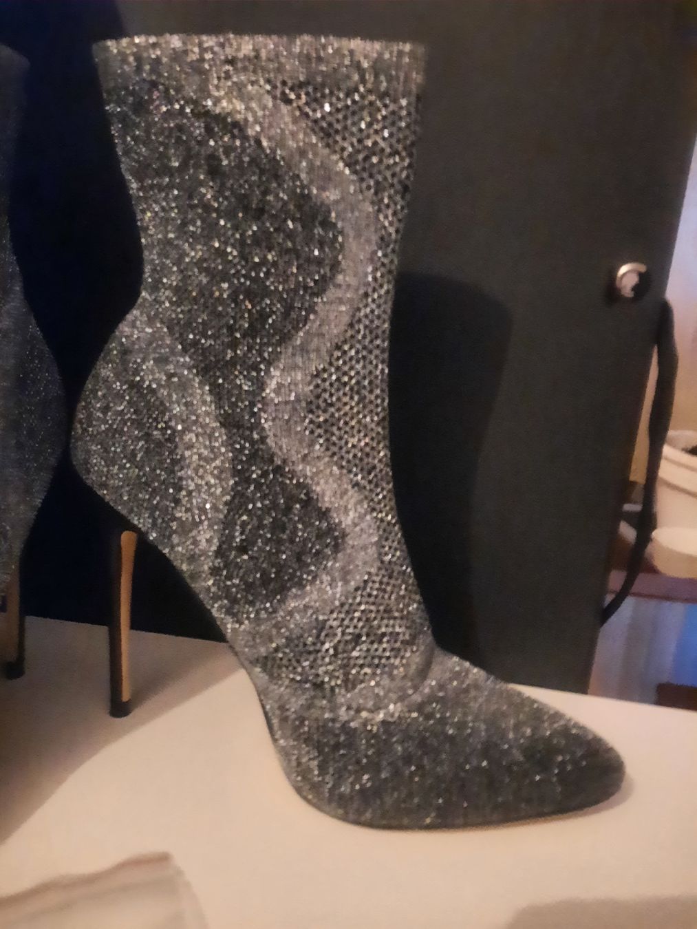 Scarpe da donna: stivaletto argentato n 38 – Nuovo (secondo la descrizione) da Biasca venduto da Old_6blh 1