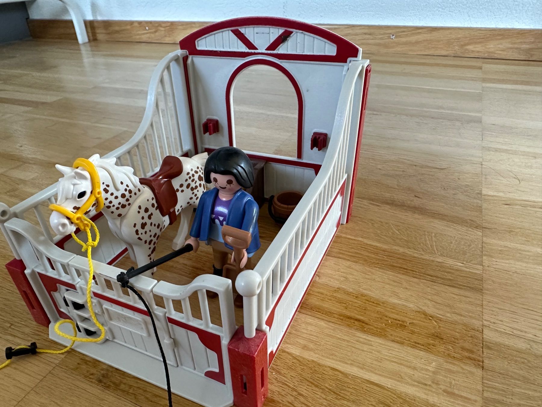 Playmobil Jouets: Playmobil Knabstrupper mit Pferdebox – D'occasion à Arch par tam_ctz2 2