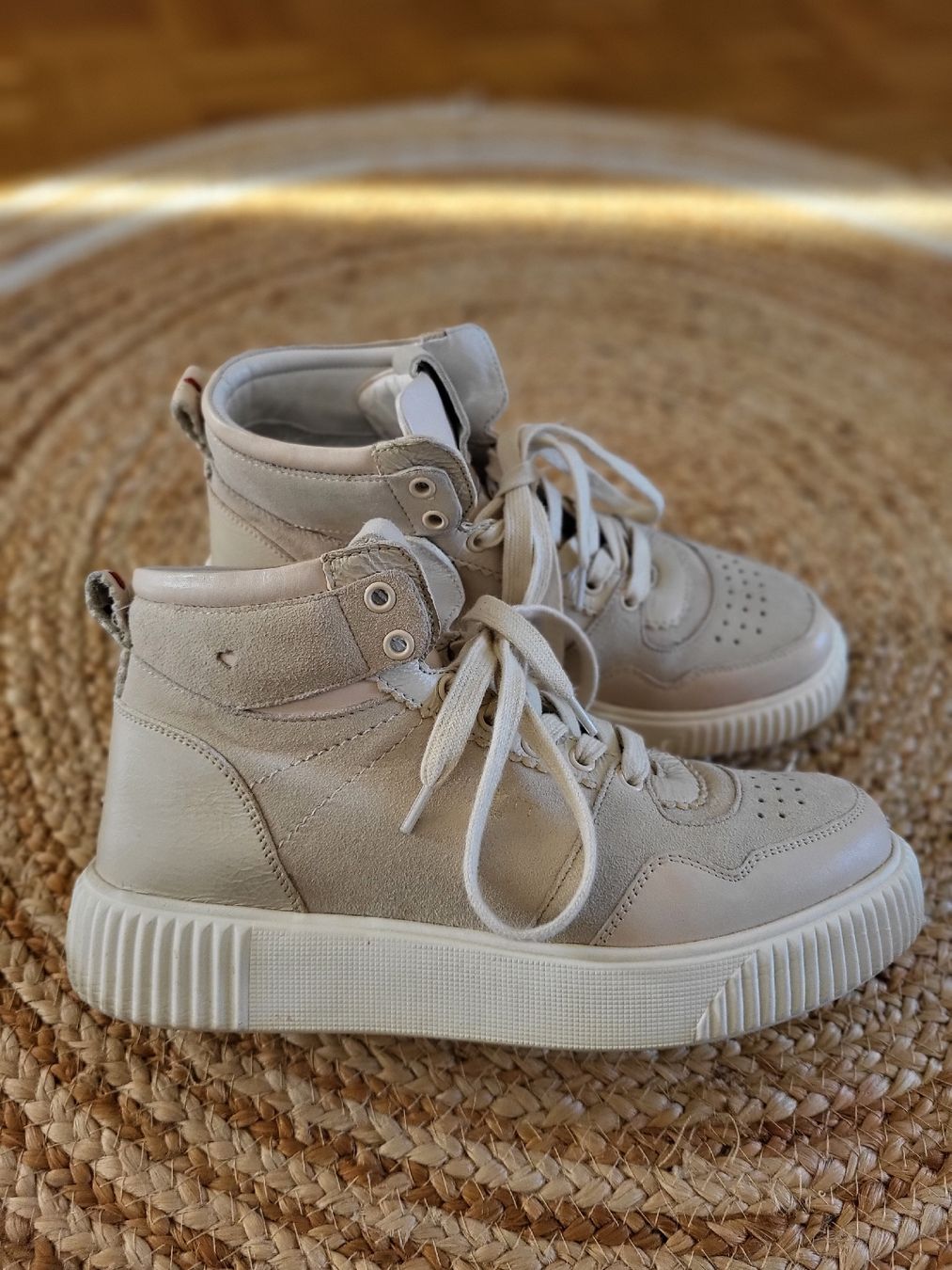 Scarpe da donna: Schuhe num.39 np: 180,- – Usato da Wetzikon ZH venduto da Santalik