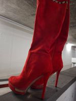 Rote Stiefel Designe