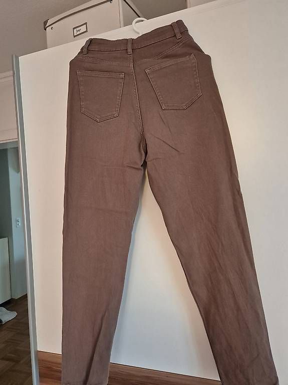 Jeans: Jeans braun neuwertig – Gebraucht aus Kriens von honig01 1