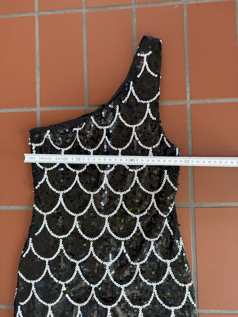 Vestiti: Pajetten Kleid XS – Usato da Zürich venduto da JOD213 2
