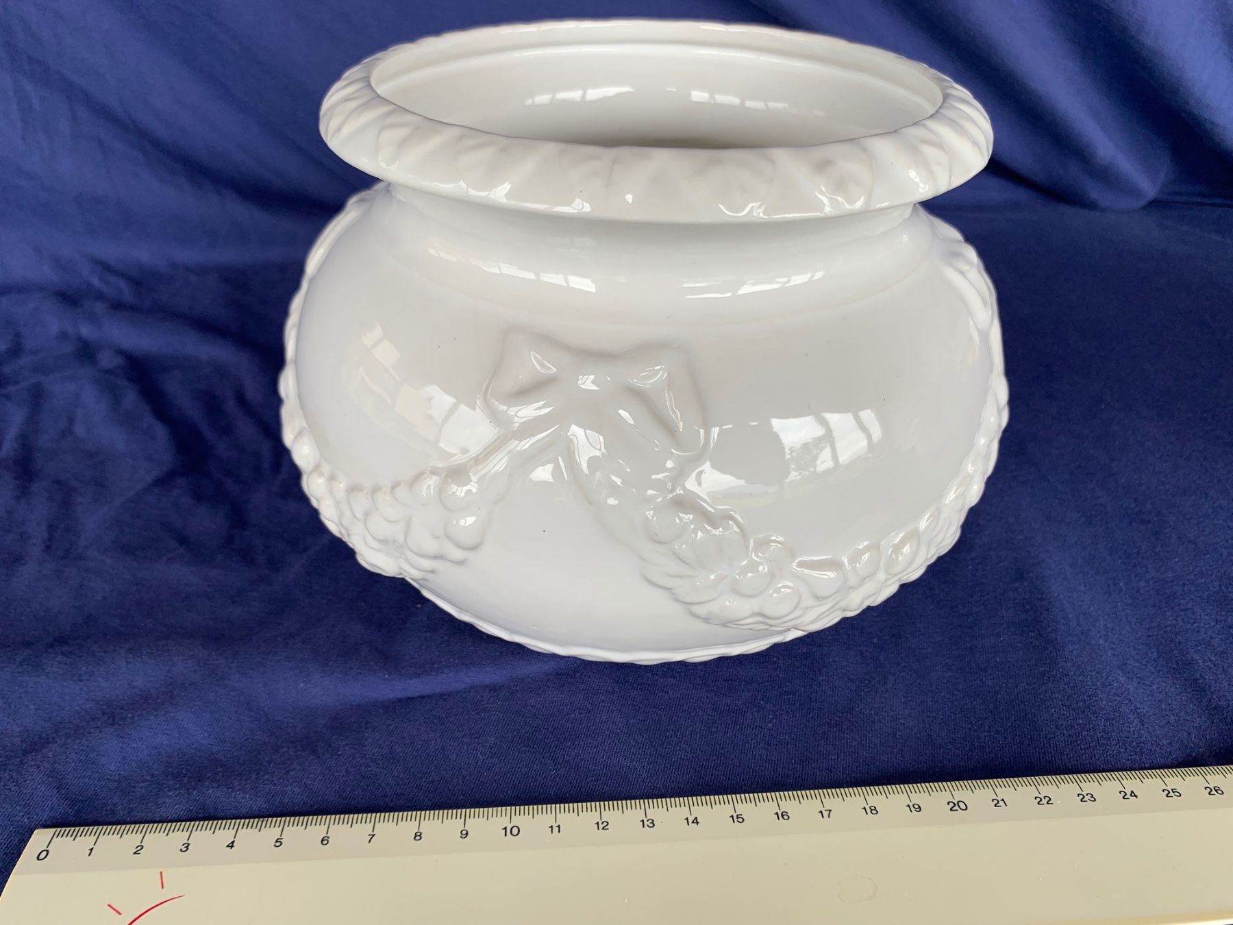 Pots de fleurs: Übertopf aus weisser Keramik – D'occasion à Oberrieden par pet_n2c2 1