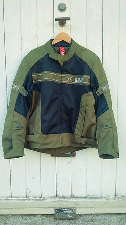 Neuwertige IXS Sommer Motorradjacke Gr. XL