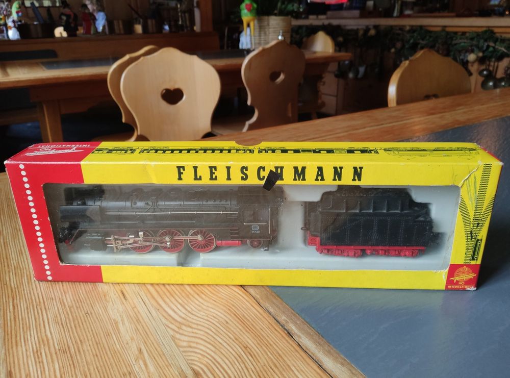 FLEISCHMANN 4345 SBB CFF CLASS Ae 3/6 Locomotive Électrique