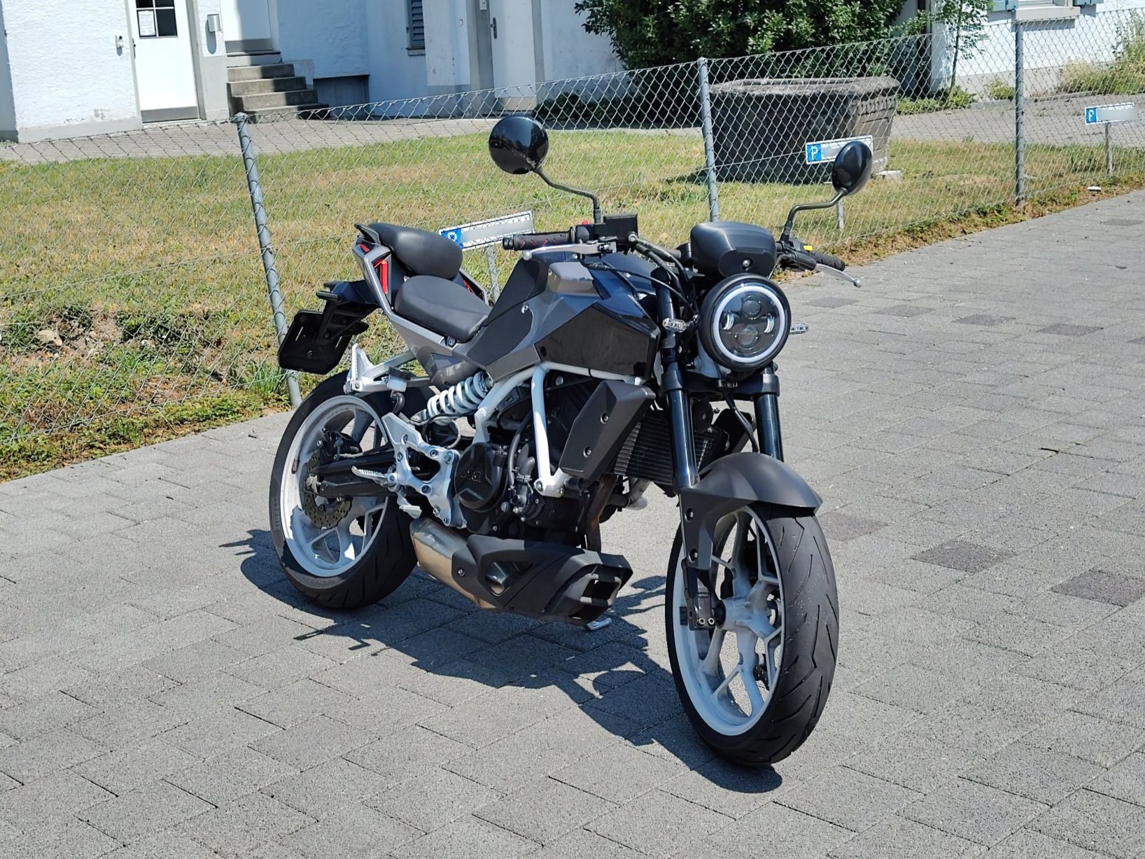 Hyosung Strada: Hyosung EXIV 250/GD250N – Difettoso da Uetikon am See venduto da noa_5vzd