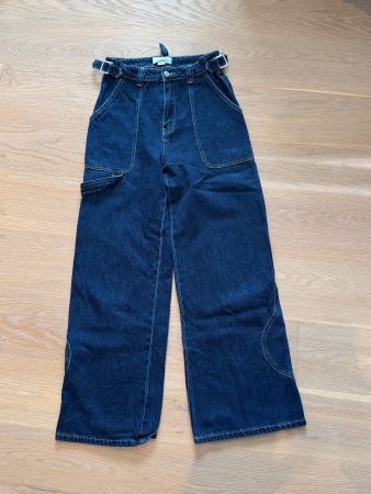 Trendige Navy Jeans mit weitem Bein, Grösse S, neuwertig