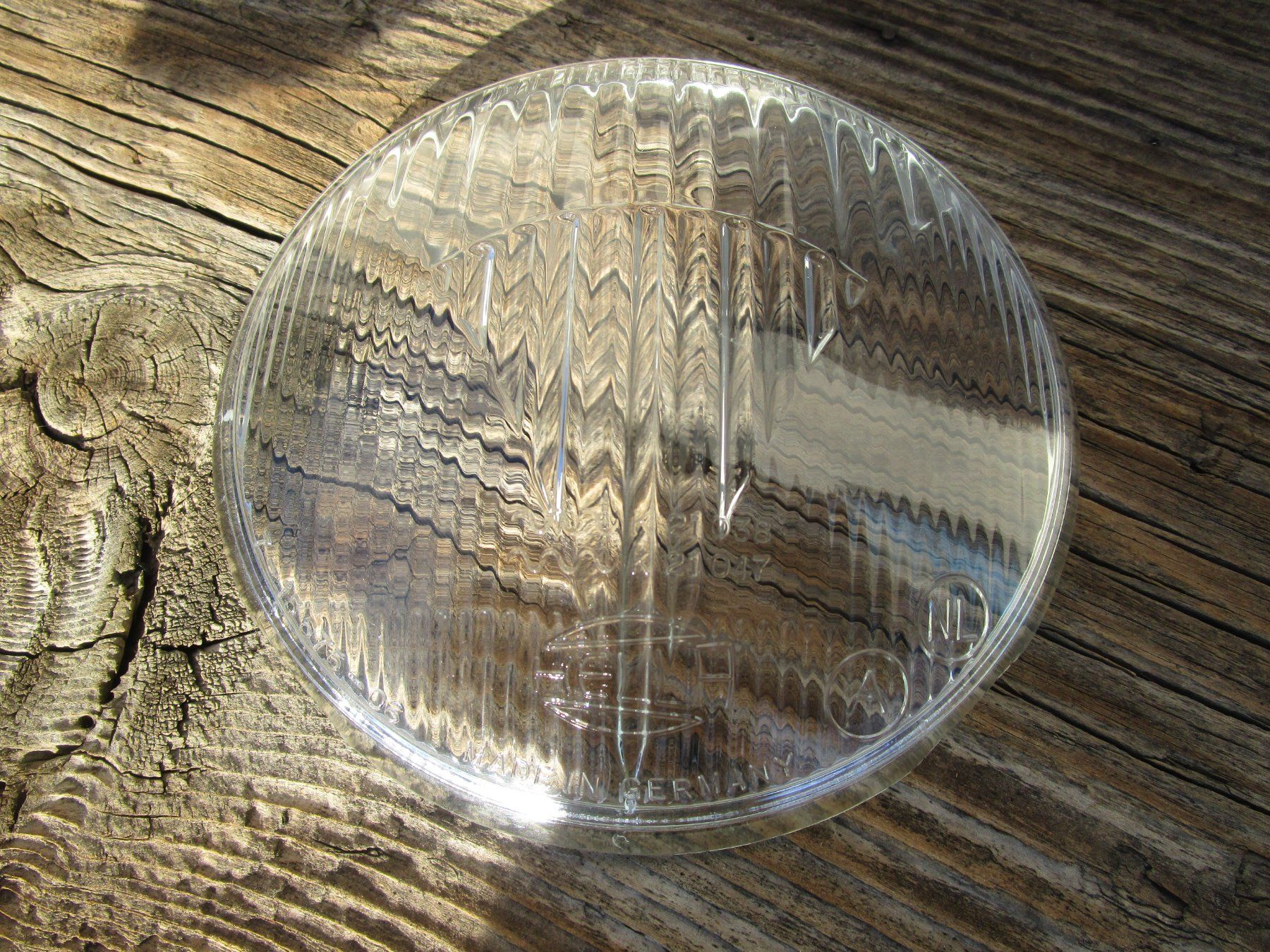 Cyclomoteurs: Verre Hella. – D'occasion à Leytron par ACLEONARD01