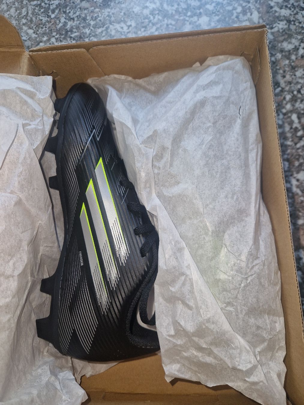 Porte da calcio e da hockey: Adidas schuhe Football – Nuovo (secondo la descrizione) da Neunkirch venduto da ofe_gk6g 7