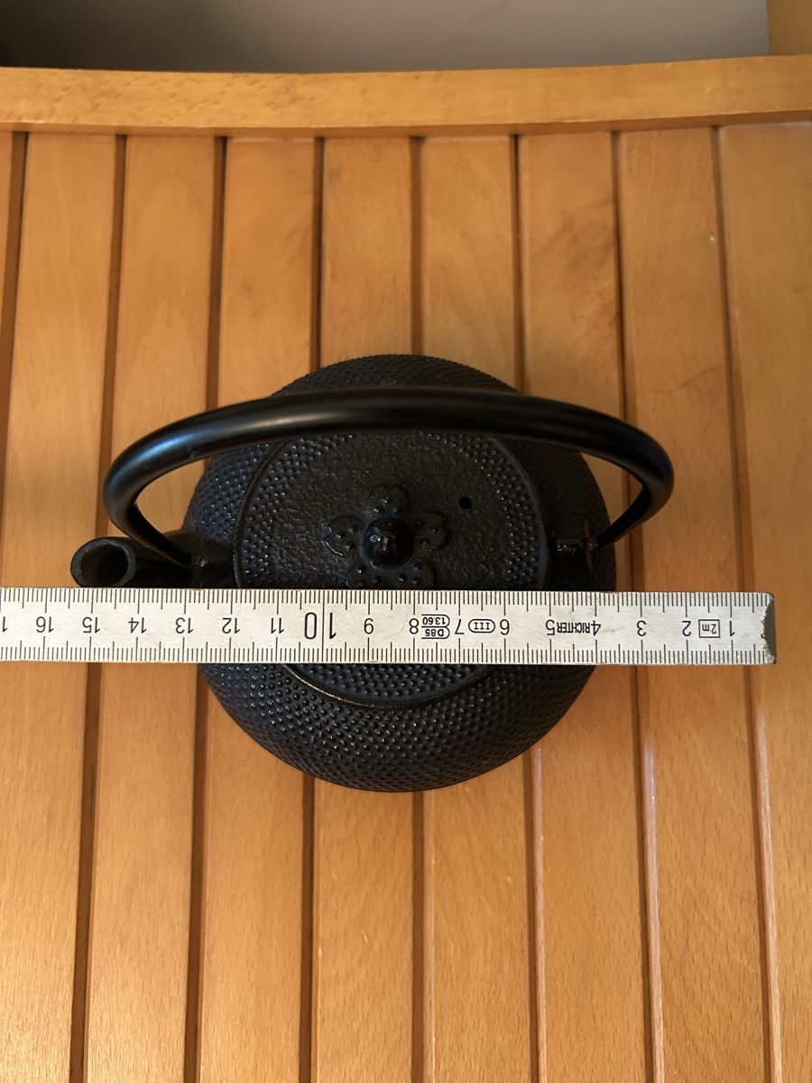 Teiere: Mini Gusseisen Teekännchen – Usato da Bern venduto da arina.b 3