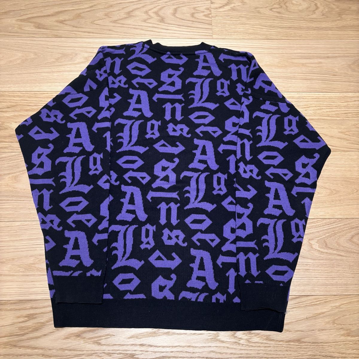 Maglioni & Felpe: Violett/ Black Knit – Usato da Bassersdorf venduto da le.vi546 2
