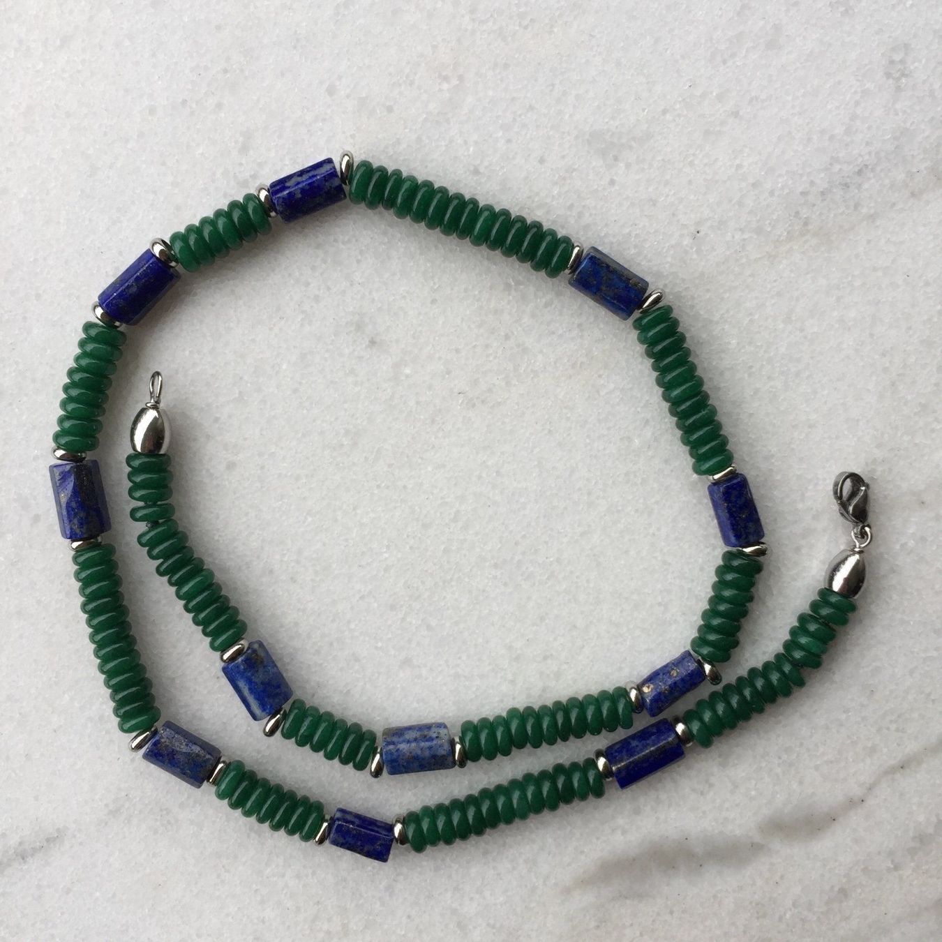 Ketten: Lapislazuli Kette mit Jade – Neu und originalverpackt aus Luzern von Pegasus003 1