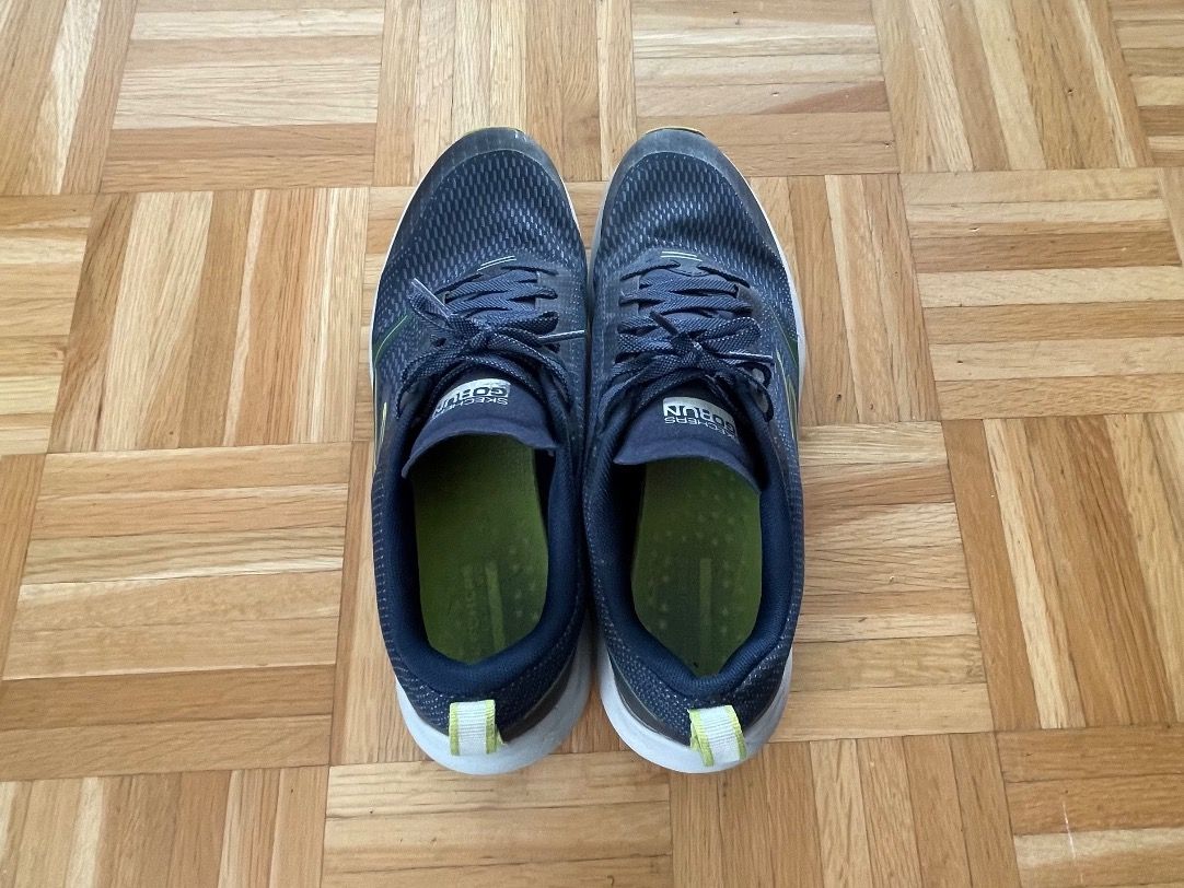 Skechers Scarpe da uomo: Turnschuhe Schuhe Gr. 45.5 Sohlenlänge 30cm – Usato da Rüfenacht BE venduto da lavok 2