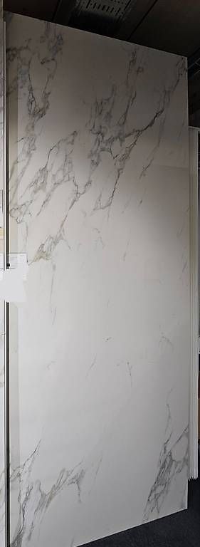Piatti di portata: grosse Feinsteinzeugplatte 120x280 Marmor Optik matt creme – Nuovo (secondo la descrizione) da Bennau venduto da Conner1 1