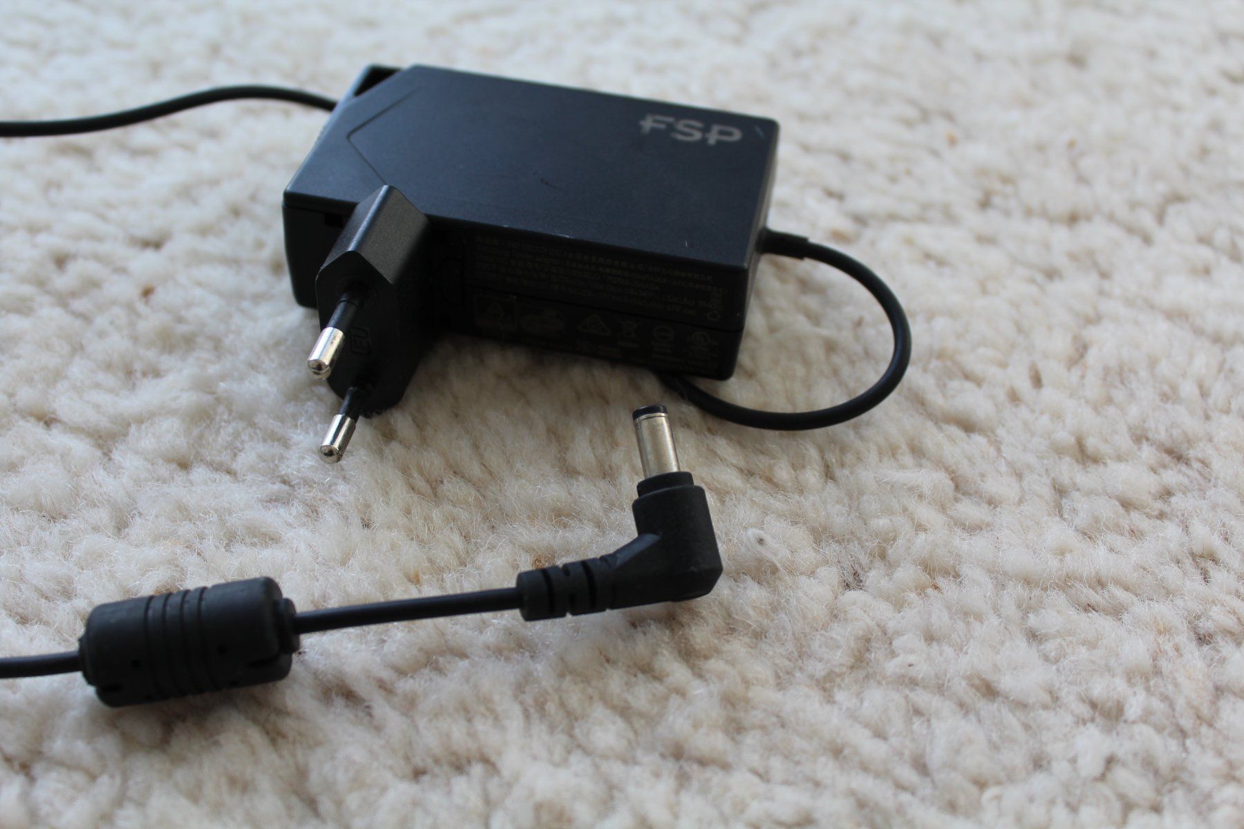 Intel PCs: Intel NUC NUC6CAYS – Gebraucht aus St. Gallen von checco40 8